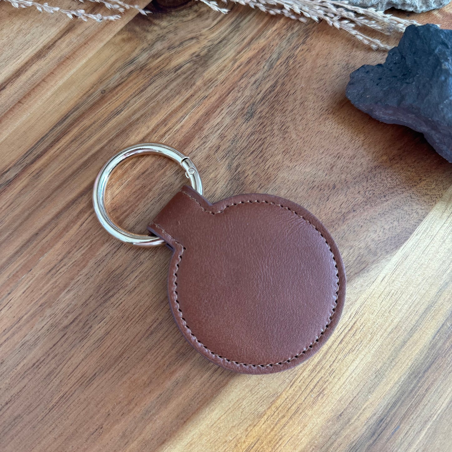 Magnetic Travel Hat Clip